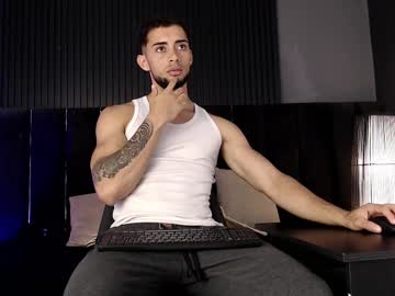 Daron_66, Age 22, M – Bigcock & Muscle - Live Performer