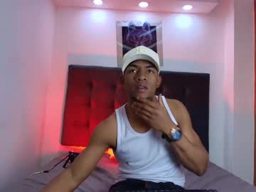 darwin_romeros - Live Performer