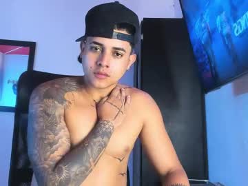 Davidlenonn_, Age 21, M – Cum & Muscles - Live Performer