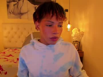 debi_20 - Live Performer