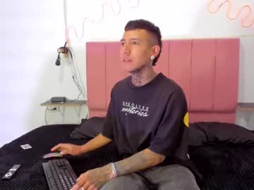 derek__hall - Live Performer
