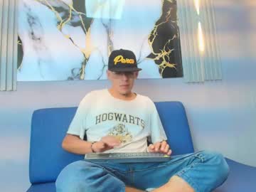 Dylan_scott21, Age 27, M – Bigcock & New - Live Performer