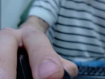 Elioth_evans2, Age 22, M – Cum & Bigballs - Live Performer