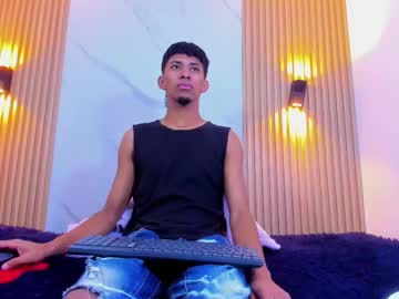 ethan_thouse - Live Performer