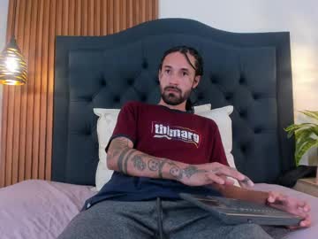 Evansss_03, Age 28, M – Cum & Feed - Live Performer