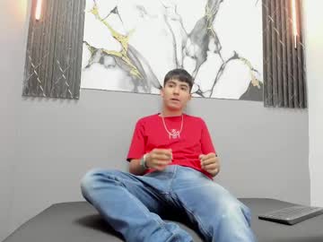 Felix_zane, Age 20, M – Bigcock & Masturbate - Live Performer