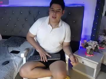 Franco_lopez_, Age 18, M – Femboy & Gay - Live Performer
