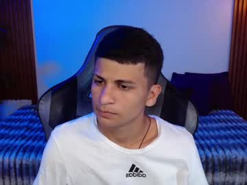 Frankyy_18, Age 19, M – Cum & Latino - Live Performer