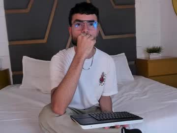 Giornorosetti, Age 21, M – Hairy & New - Live Performer