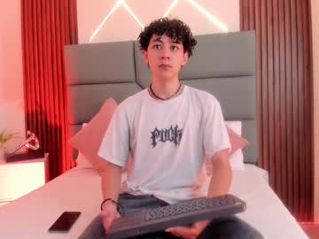 Helios_obscuro, Age 23, M – Masturbation & Daddy - Live Performer