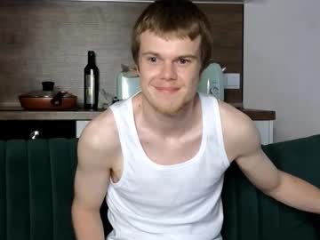 Holdonbitch, Age 19, M - Live Performer
