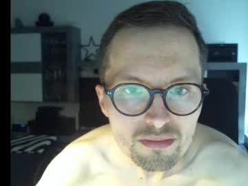 Horny_cute_sexy9435, Age 37, M – Gay & Smoke - Live Performer