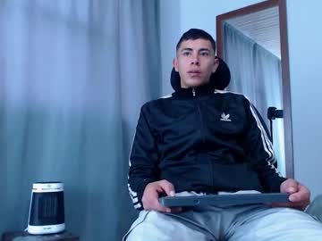 hot_twinks83 - Live Performer