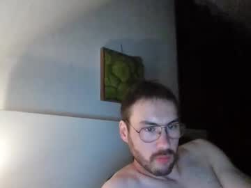 Hotguitarplayernaked, Age 29, M – Smalldick & Horny - Live Performer