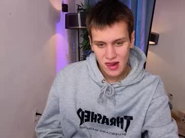 Hun1er_steele, Age 18, M – New & Twink - Live Performer