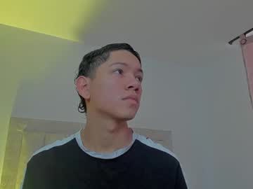 iamjulian_ - Live Performer