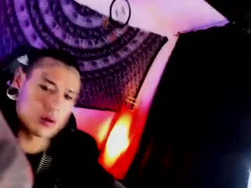 ink_u_buzz - Live Performer