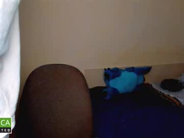 Iveran_love1, Age 19, M – Cum & Uncut - Live Performer