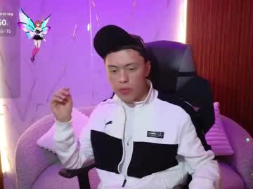 Jaden_rossi, Age 22, M – Bigcock & Latino - Live Performer