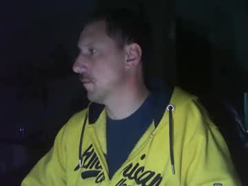 jef74700 - Live Performer