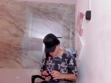 Jeronimo_velez, Age 19, M – Latino & Bigcock - Live Performer