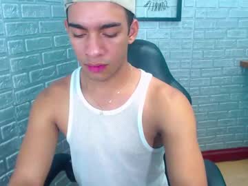 Jhonny_mills, Age 19, M – Bigcock & Bigass - Live Performer