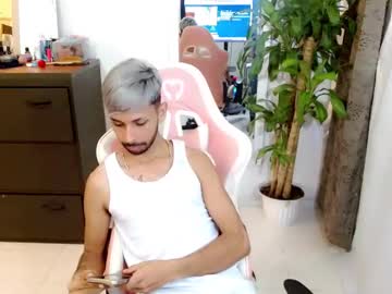 Jhonsonvlatino, Age 22, M - Live Performer