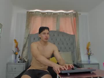 Jimyandtaylor, Age 20, M – Lovense & New - Live Performer