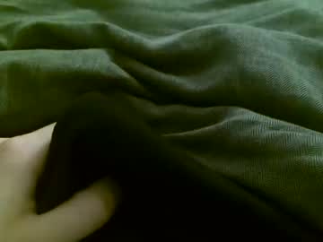 Joe_playing, Age 19, M – Cum & Young - Live Performer