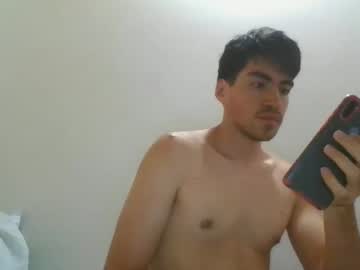 Johnmanue, Age 24, M – Jerkoff & Cum - Live Performer