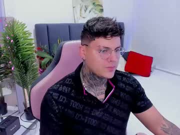 johny_multicum - Live Performer