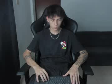 Joshmiller_, Age 23, M – Cum & Bigcock - Live Performer