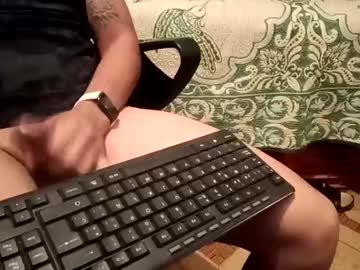 juankno658097 - Live Performer