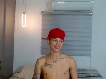 Julian_stonee, Age 19, M - Live Performer