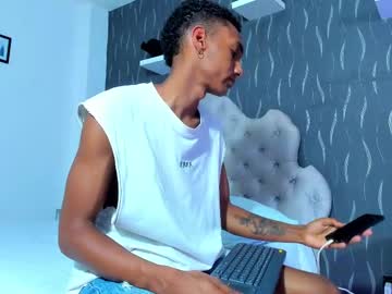 juliensaint_ - Live Performer