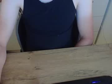 Junk2711, Age 26, M – German & Slave - Live Performer