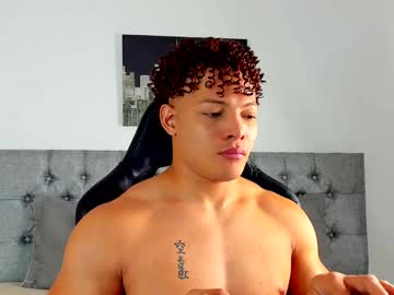 justin_col69 - Live Performer
