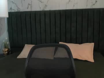 justine_brown - Live Performer