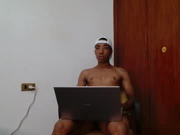 Kennediaz, Age 19, from Madrid, Spain – Cum & Muscle - Performer Image Kennediaz, Age 19, from Madrid, Spain – Cum & Muscle - Profile Photo