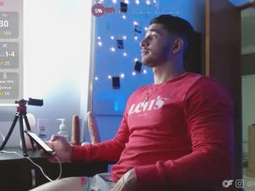 king_falconer - Live Performer
