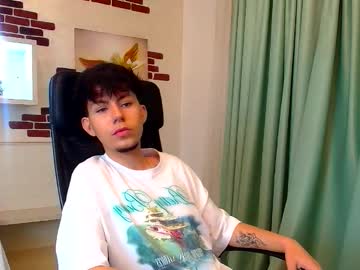 Krewvaughn, Age 19, M - Live Performer