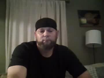 layinlow42's Profile Image