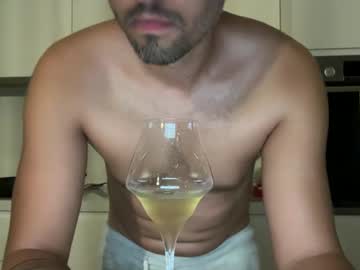 Littlebigrabbit, Age 28, M – Nudist & Exhibitionist - Live Performer