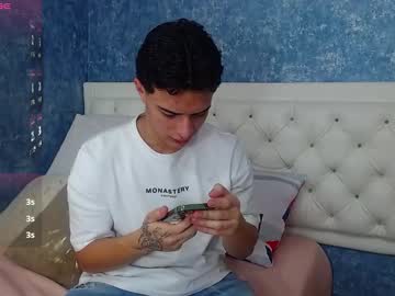 Logan_madoox, Age 20, M – Natural & Bigcock - Live Performer