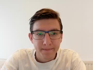 londonboy405 - Live Performer