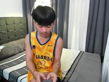 louieismy_name - Live Performer