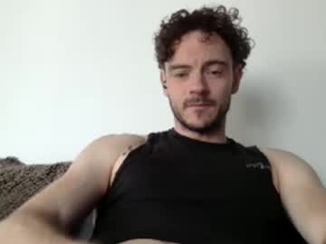 Lupine_666, Age 38, M – Findom & Feet - Live Performer