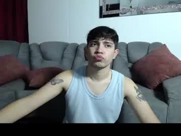 lyan_joms - Live Performer