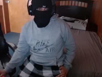 maskedman231 - Live Performer