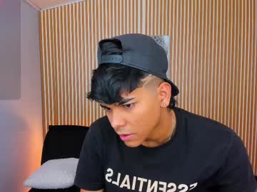 Mason_steel, Age 20, M – Latino & Feet - Live Performer